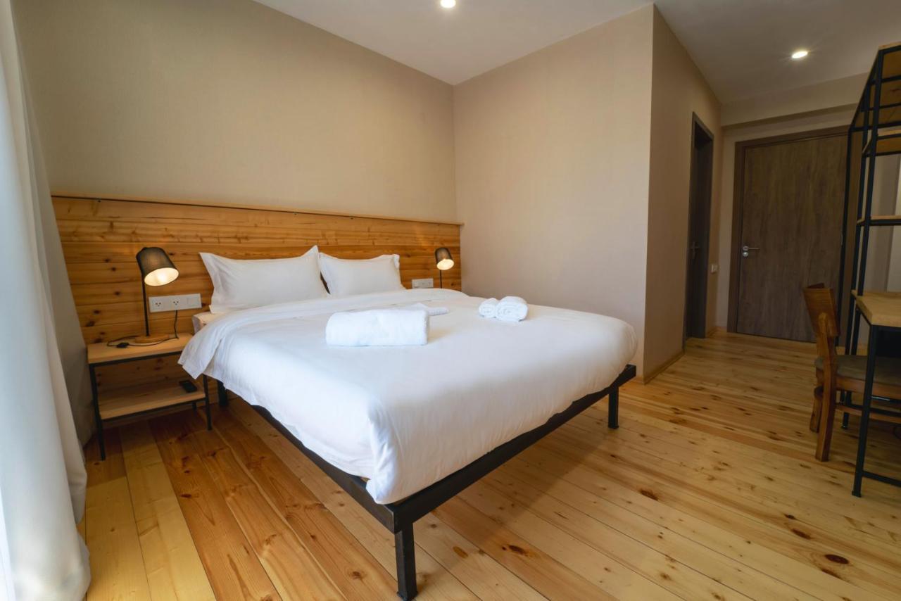 Hotel Lahili Mestia Exteriér fotografie